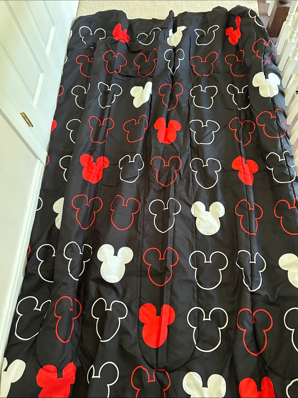 Black Disney-Inspired Mickey Head Comforter - Red & White Pattern
